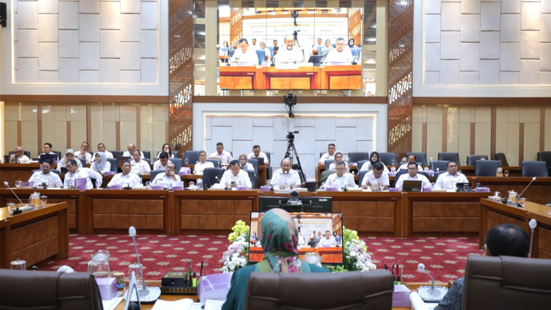 picture-Rapat dengan Komisi IX DPR, BGN Mukomuko Paparkan Progres MBG 