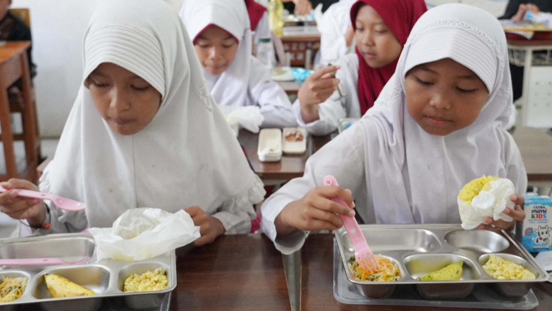 Klarifikasi BGN Mukomuko Terkait Viral Menu MBG Berupa Bahan Mentah di Tangerang Selatan